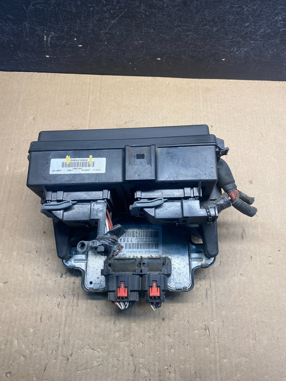 2007 Jeep Grand Cherokee Integrated Power Fuse Box 04692109ac AE7783 DW0