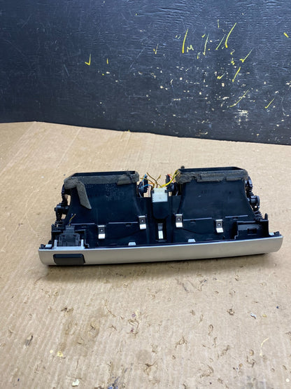 2007 to 2013 BMW X5 X6 Center Console Dash Air Vent OEM Z4364 DG4