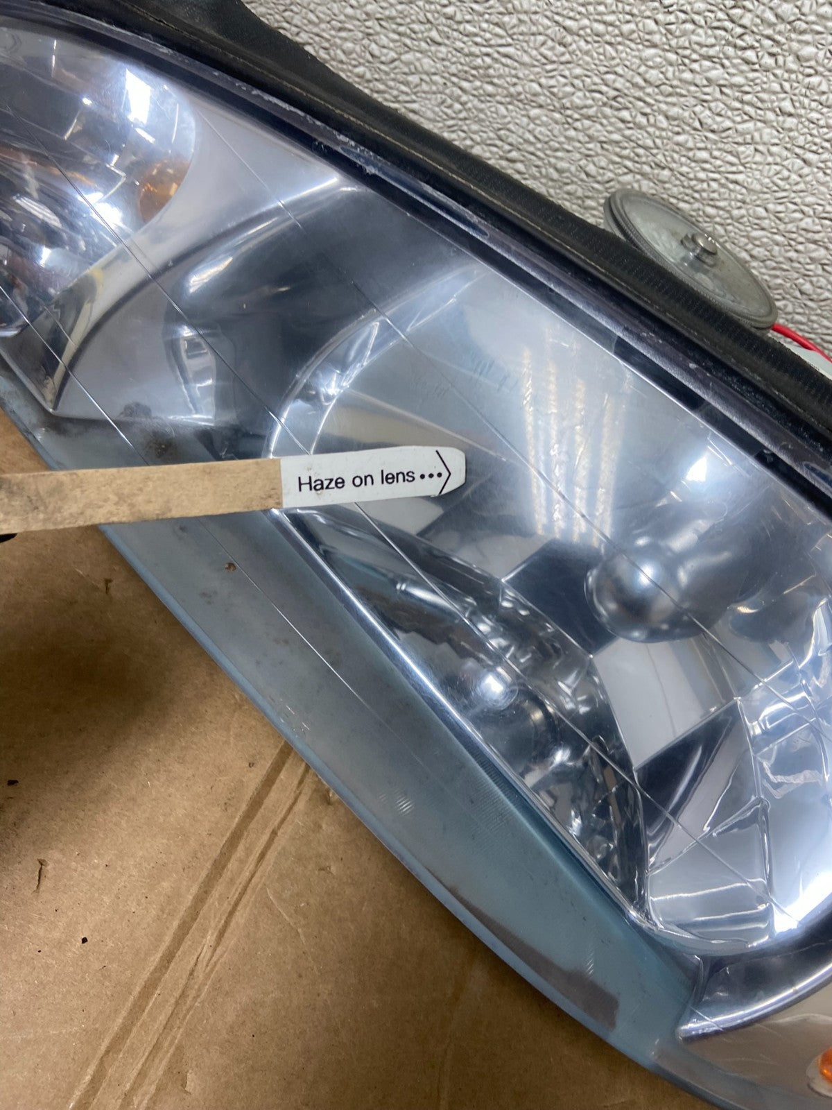 1998 to 2003 Ford Escort Left+Right Set Halogen Headlight Aftermarket AA1630 DG4