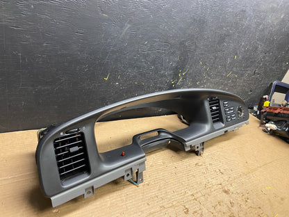 1998 to 2001 Lincoln Continental  Speedometer Dash Bezel Air Vent W3091 DG1