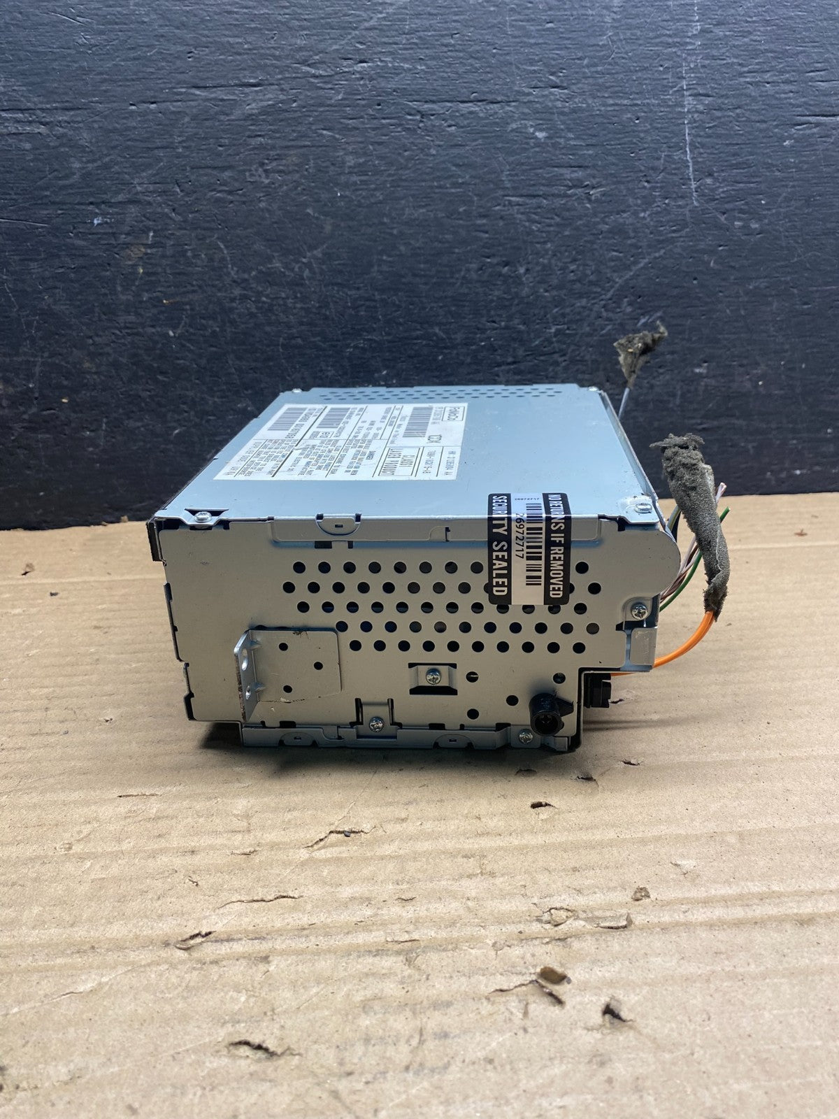 2008 to 2011 Volvo V70 CD Player Radio Head Unit ad9487 DG1