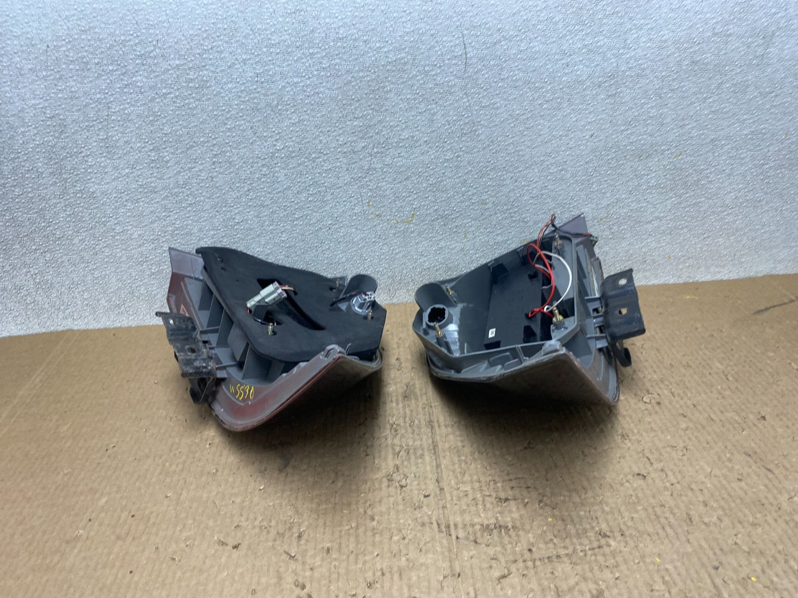 2006 - 2007 Honda Accord Left+Right Set LED Tail lights W5530 DW8