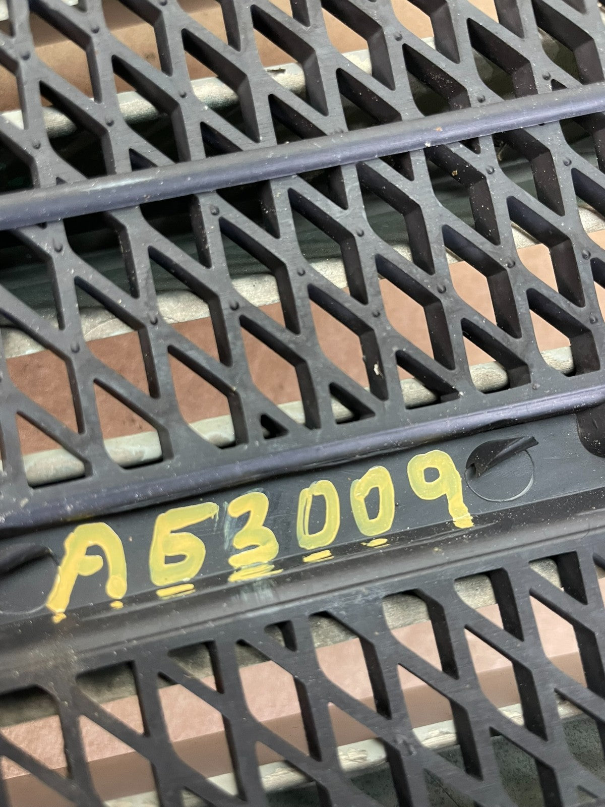 2010-2013 Buick Lacrosse Front Upper Grill Grille AG3009 DG5