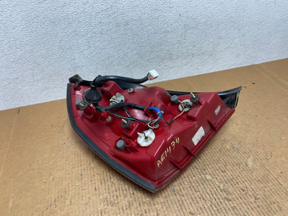 2004 2005 2006 Hyundai Elantra Sedan Right Passenger Tail Light AE1474 LK4