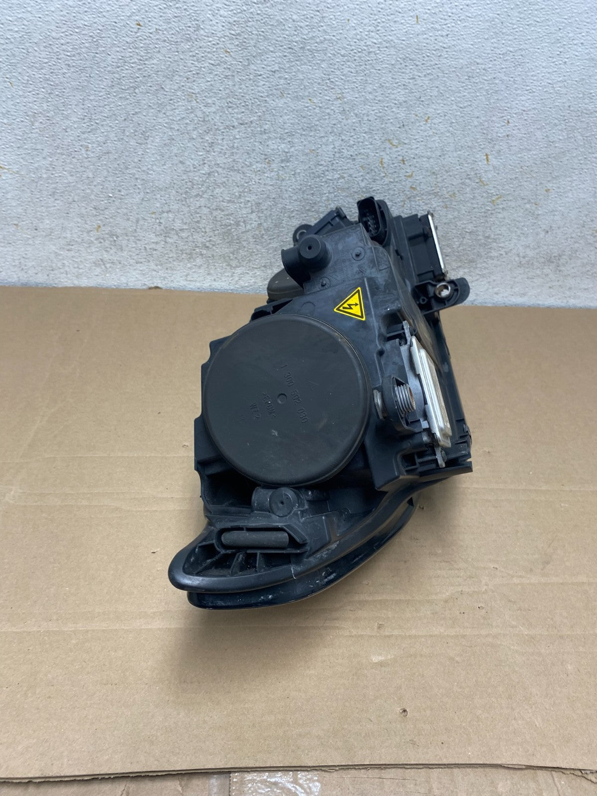 2013-2017 Volkswagen CC Left Driver LH HID Headlight AFS Adaptive LED AH9322 DW8