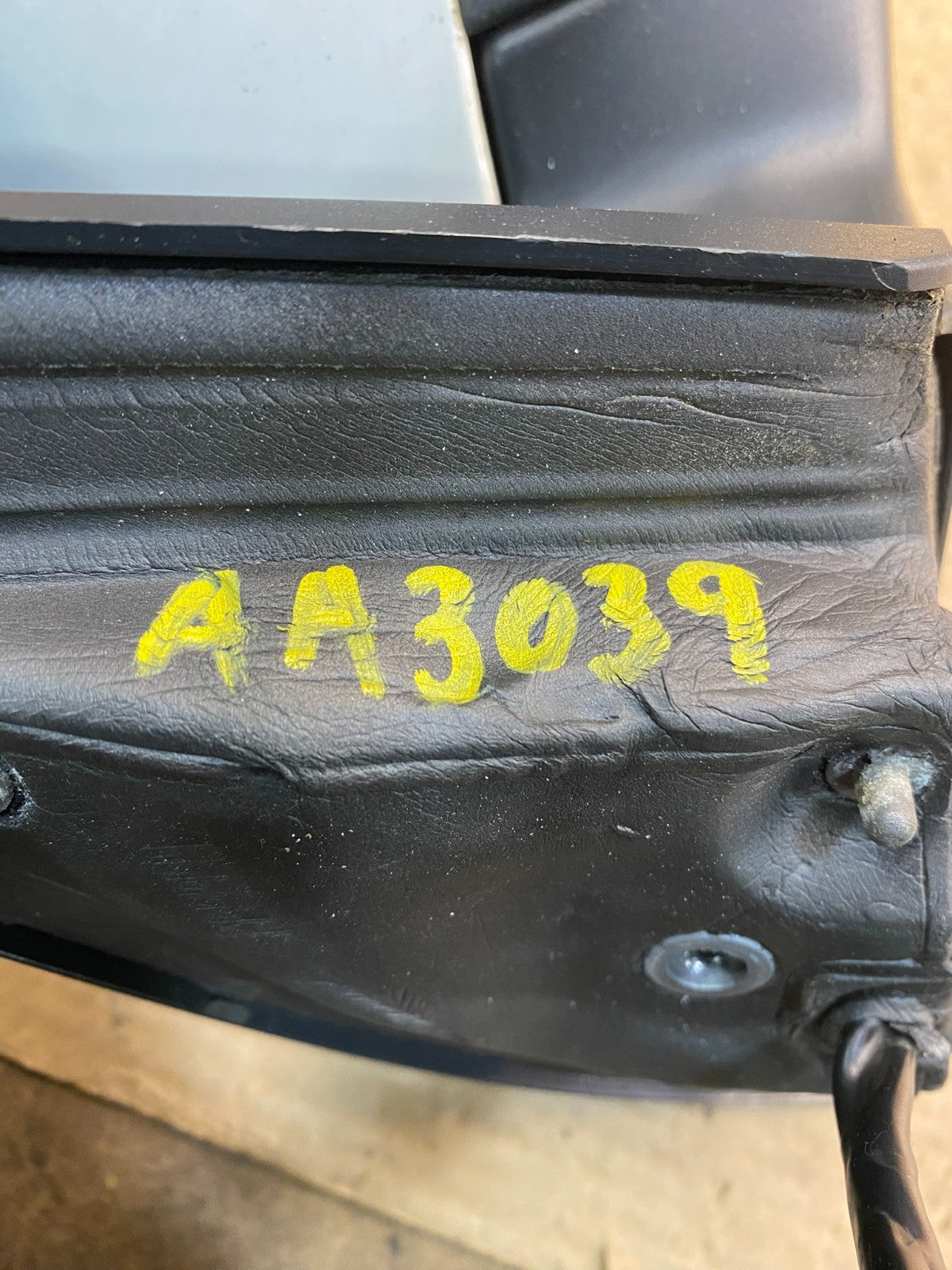 2009 to 2012 Volkswagen CC Right Passenger Power Door View Mirror OEM AA3039 MS12