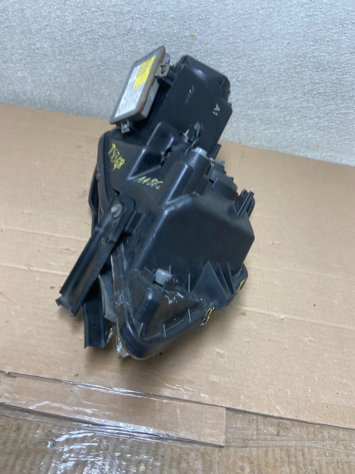 2004 to 2008 Acura TSX Left Driver Side Xenon HID Headlight AA8681 DW8