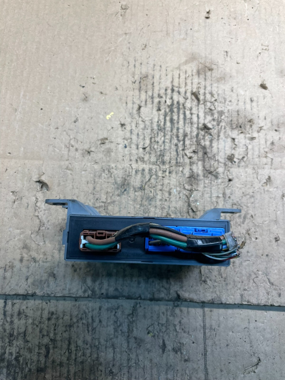 2005 - 2007 Honda Odyssey Rear Left Driver Sliding Door Module V9175 DG1