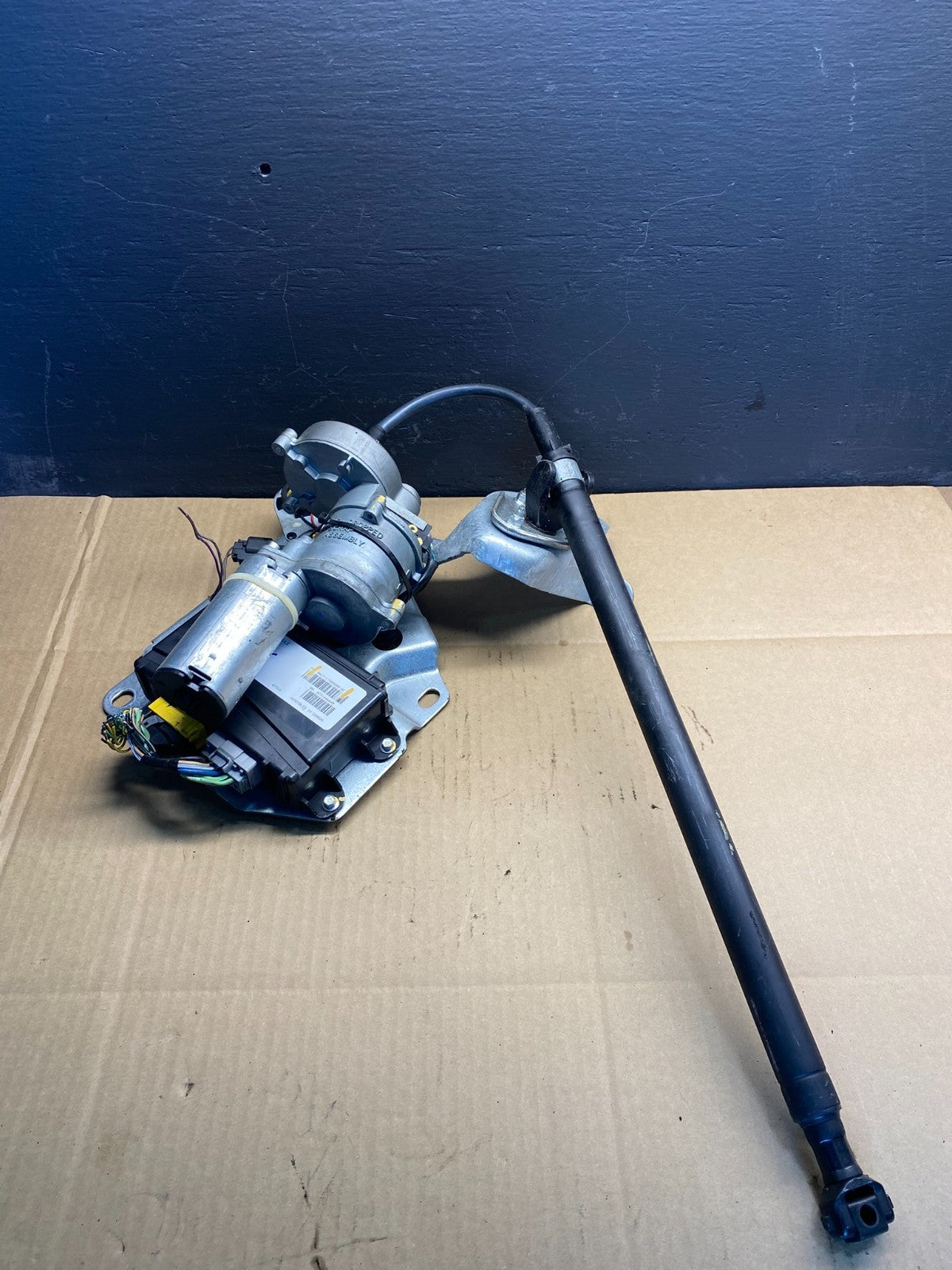 2008 to 2011 Ford Edge MKX Rear Trunk Liftgate Power Motor Actuator OE ab7414 DG0