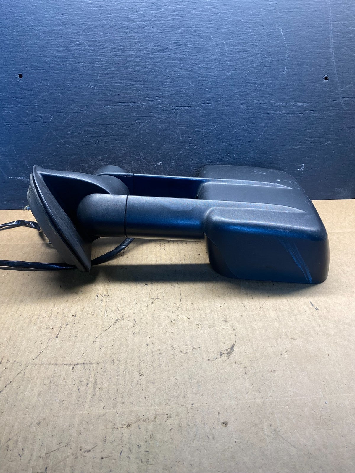2007 - 2013 Chevrolet Silverado Sierra Left Driver LH Mirror AC4335 MS2