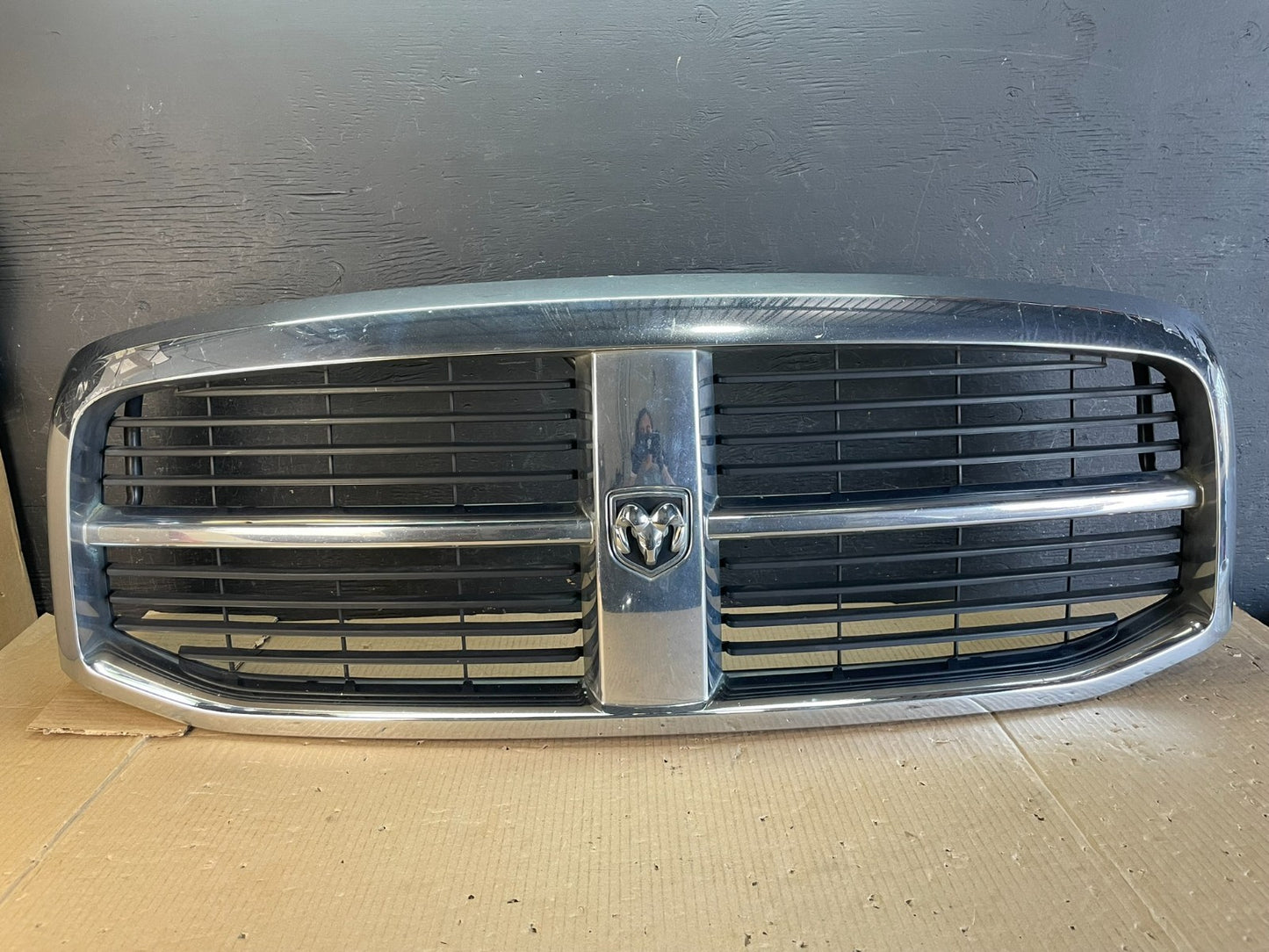 2006 2007 2008 Dodge Ram 1500  Upper Front Grill Grille AE3754 DG0