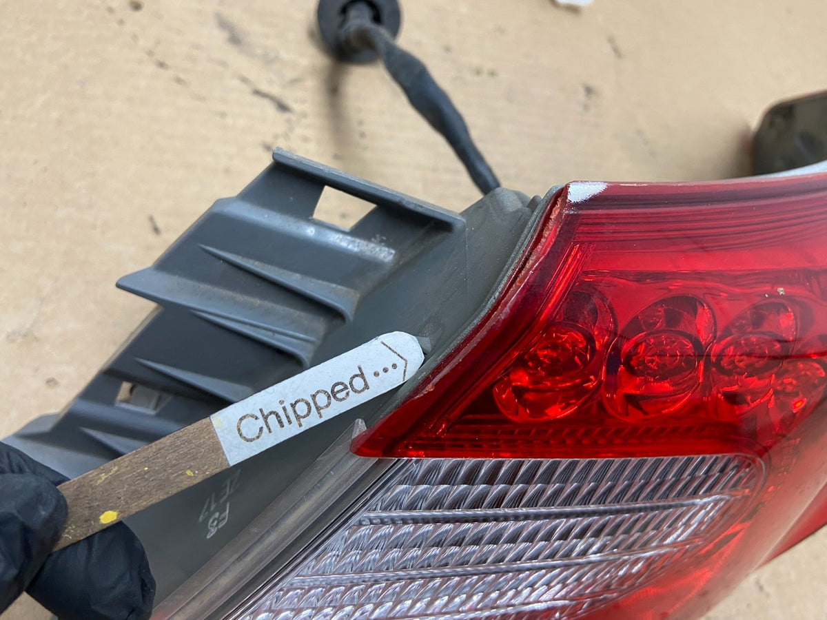 2011 2012 2013 Infiniti M37 M56 Right Passenger RH Tail Light AH4307 DW5