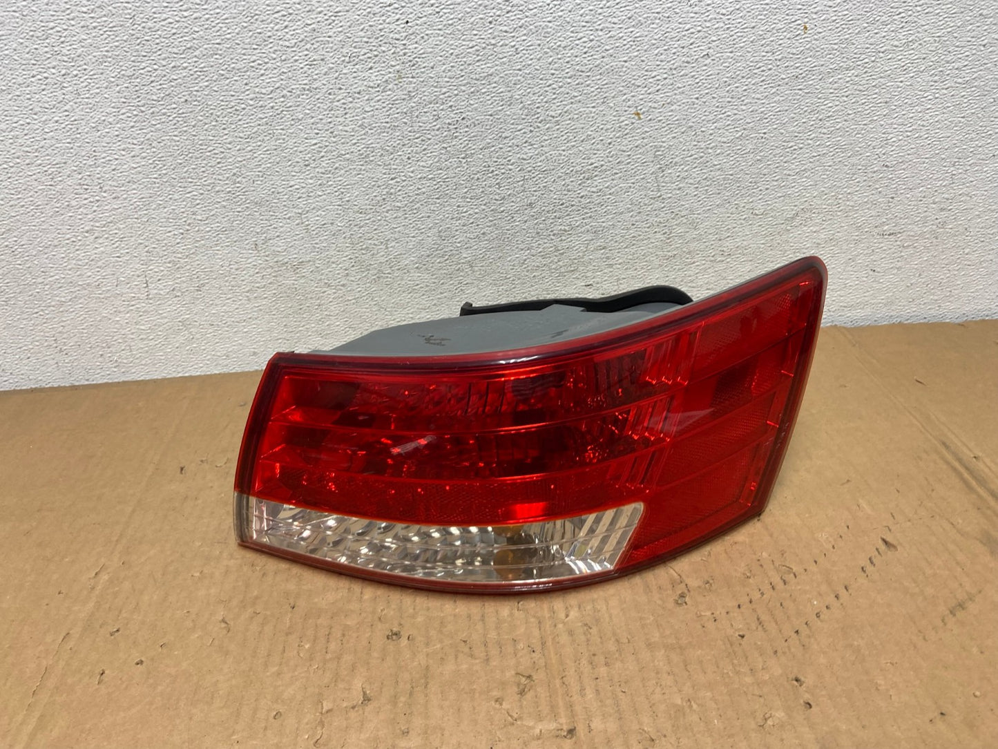 2006 2007 2008 Hyundai Sonata Right Passenger Rh Side Tail Light AD1033 LK0