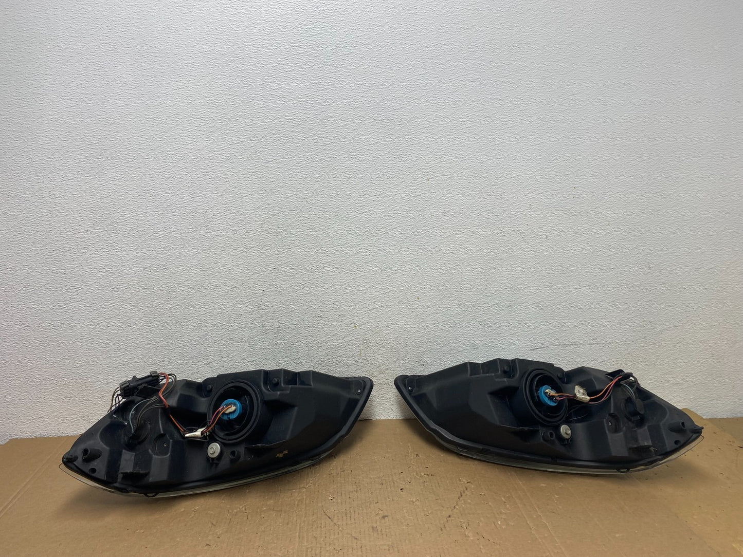2005 - 2010 Chevrolet Cobalt Sedan Left+Right Set Headlights AD8035 DW5
