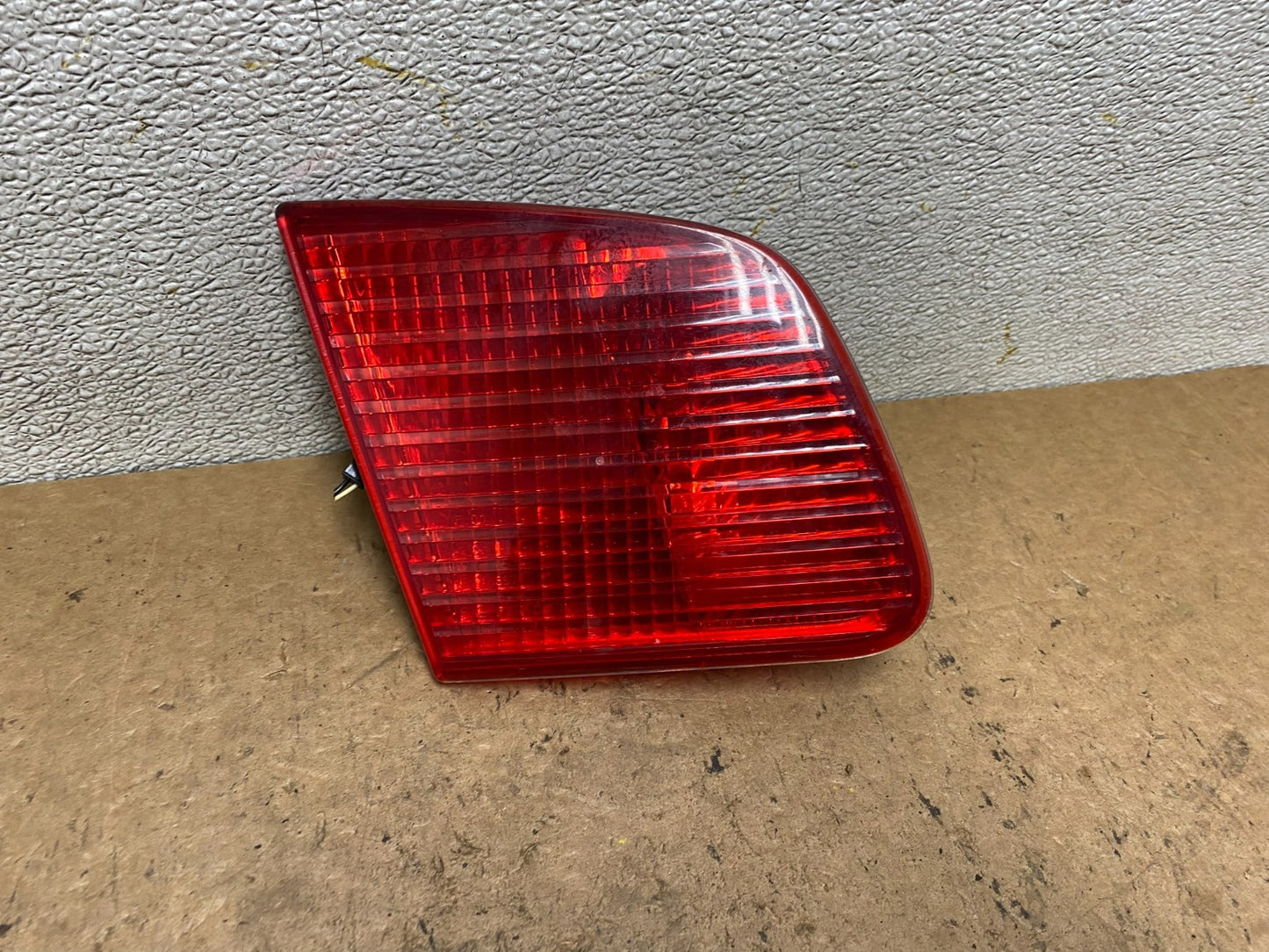 2006 to 2009 Saab 9-5 Left Driver LH Inner Tail Light T0546 DW0