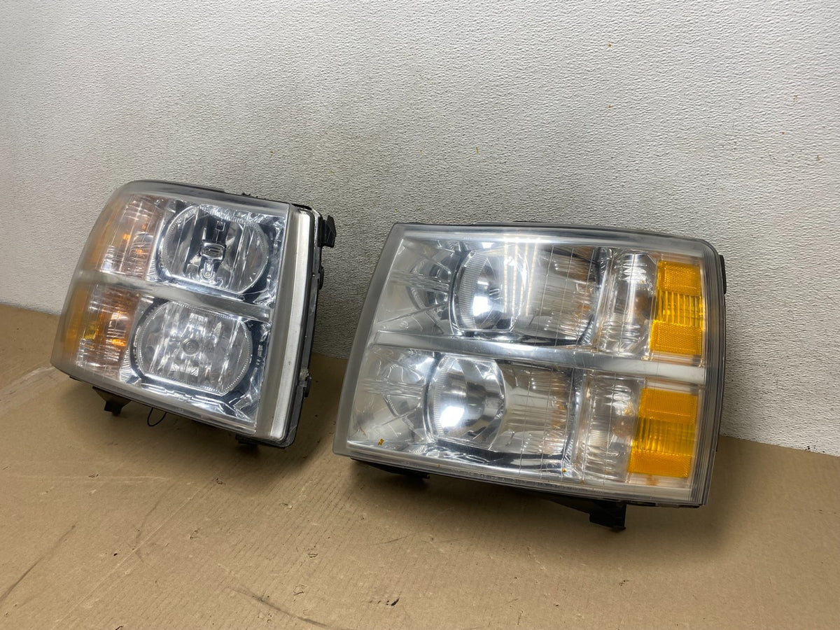 2007 to 2014 Chevrolet Silverado Left+Right Side Headlights AH6742 DW2