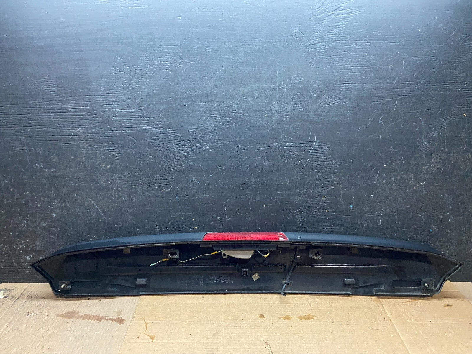 1999 to 2004 Honda Odyssey Rear Trunk Spoiler Gate Oem H7170 DG4