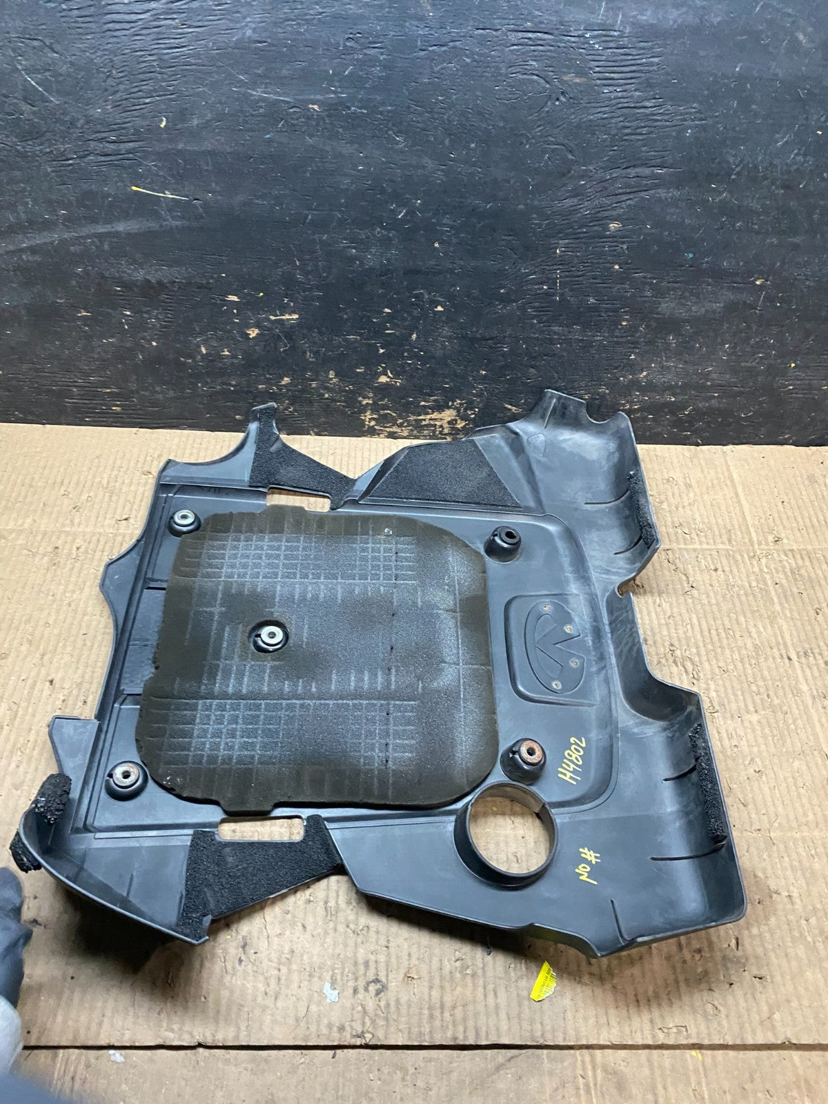 2007 to 2008  Infiniti G35 M35 EX35  Engine Cover Motor Shield T9766 DG6