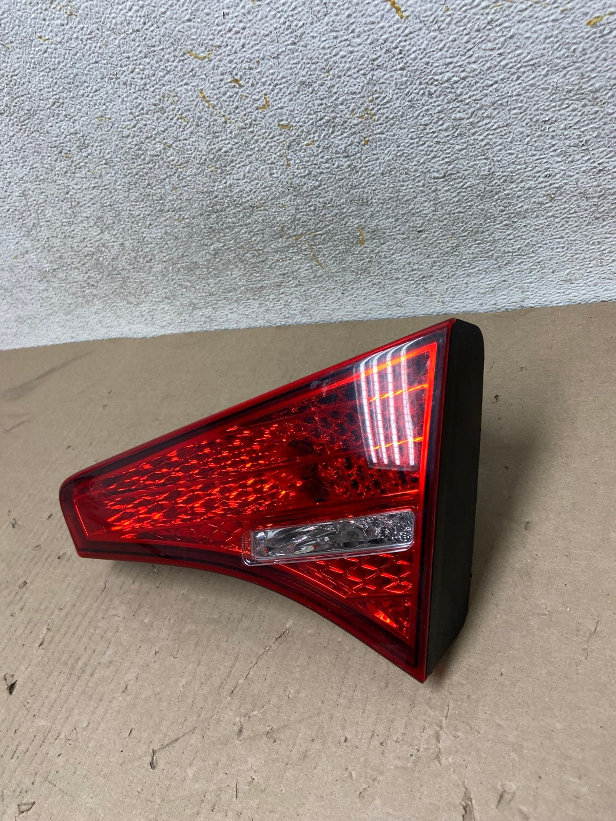 2011 2012 2013 Kia Optima Right Passenger RH Side Inner Tail Light AH6823 LK2