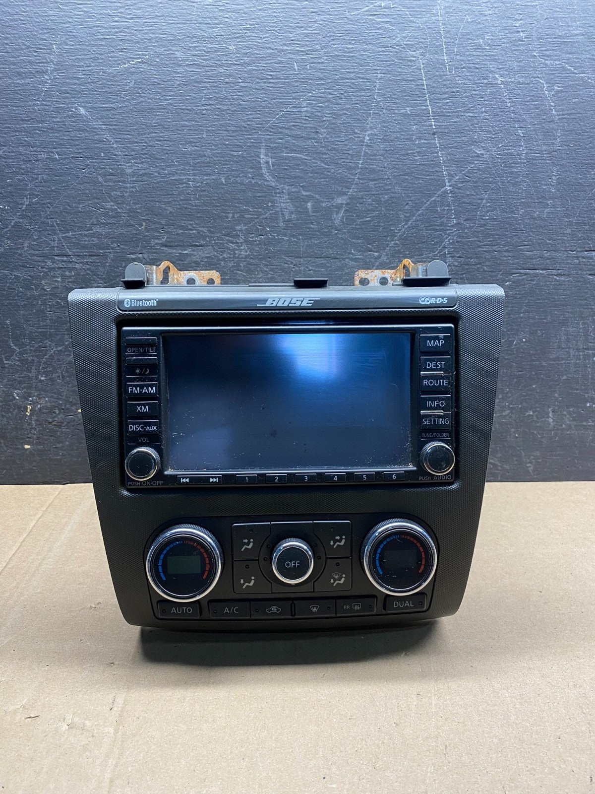 2010 to 2012 Nissan Altima Radio Cd Mp3 Player AUX Climate Control AG3607 DG0