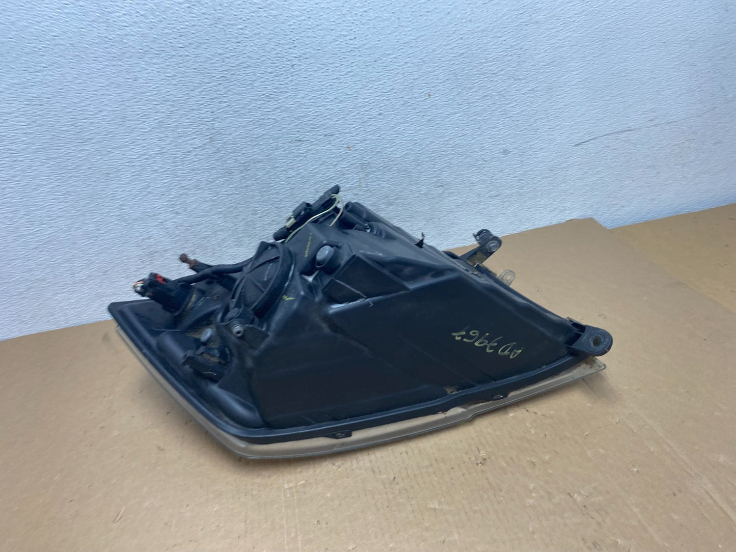 2009 to 2018 Ram 1500 Right Passenger RH Side Halogen Headlight AD7967 DW4