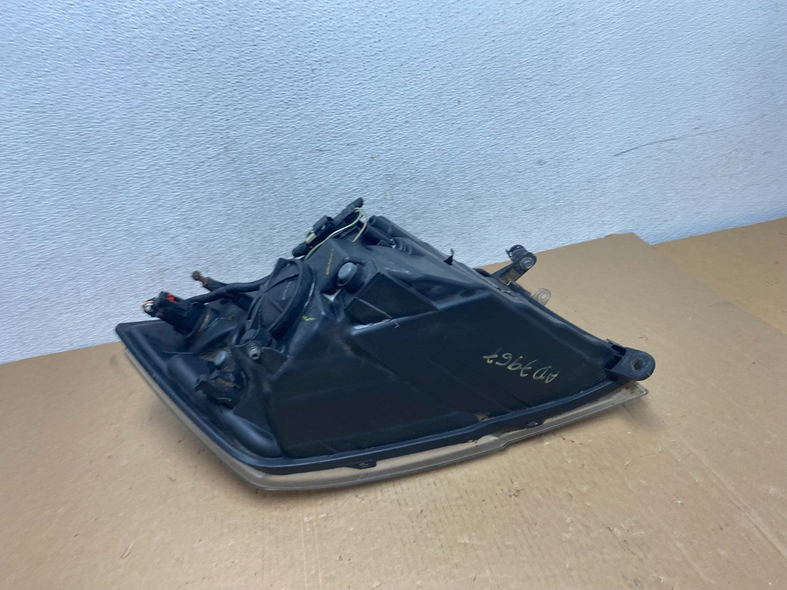 2009 to 2018 Ram 1500 Right Passenger RH Side Halogen Headlight AD7967 DW4
