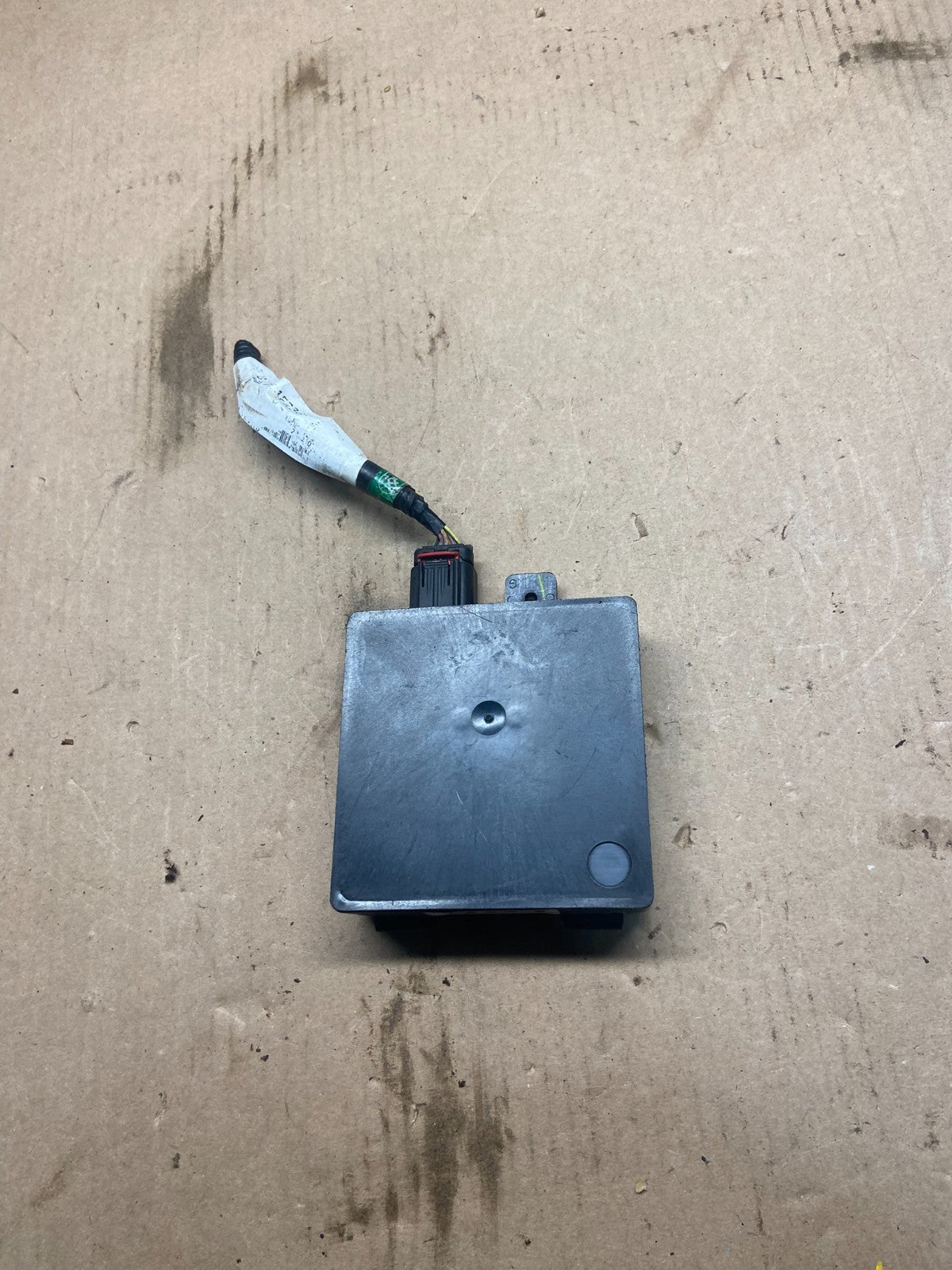 2013 to 2018 Ford Lincoln Rear Radar Blind Spot Module Q7248 DG0