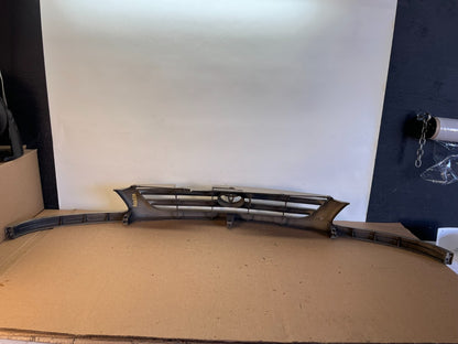 1998 1999 2000 Toyota Sienna Front Upper Mesh Grill Grille AH0338 DG3