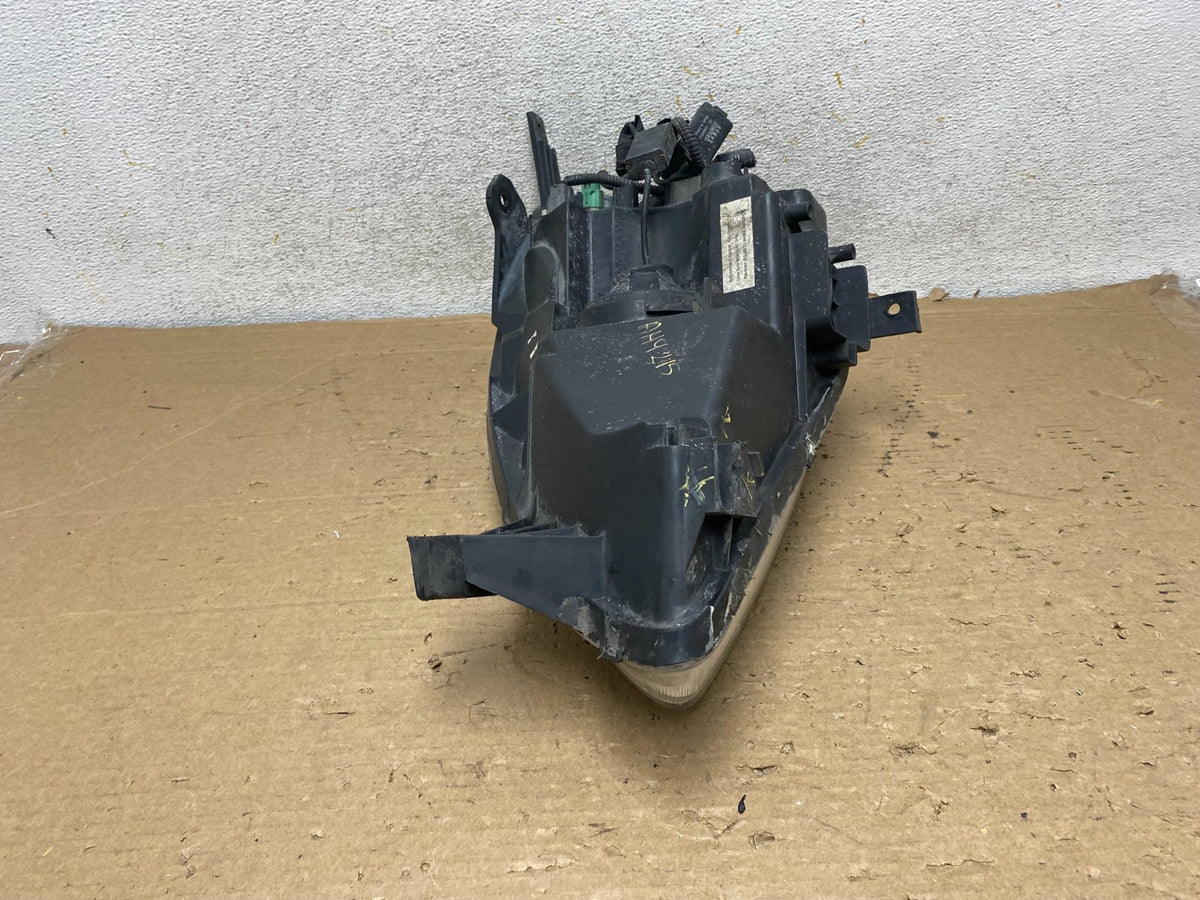 2005 -2006 Honda Crv Cr-v Halogen Headlight Right Passenger Rh AH9215 DW7
