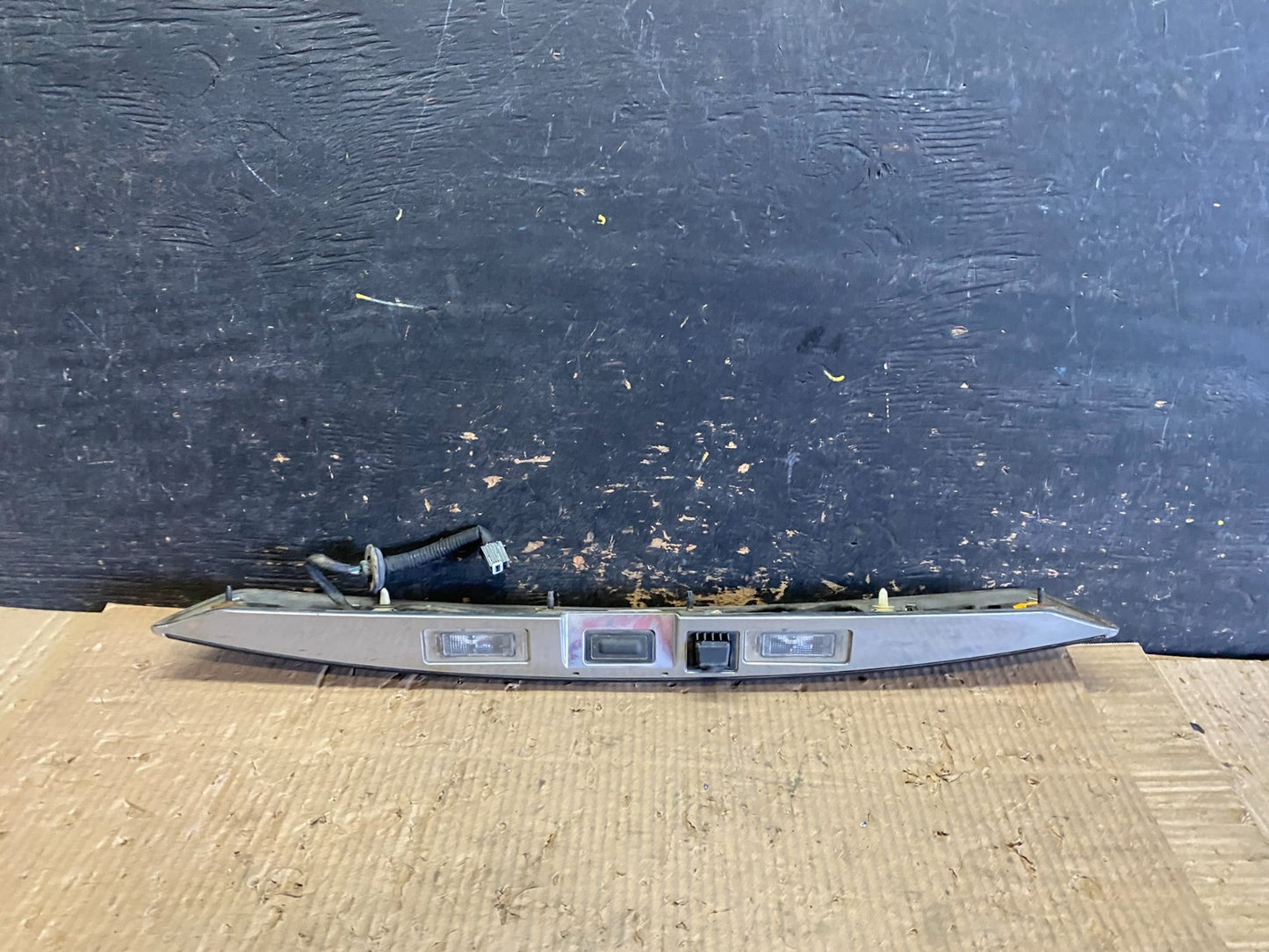2016-2017 Chevrolet Equinox Rear Liftgate Garnish Chrome Trim W/Camera X0023 DG6