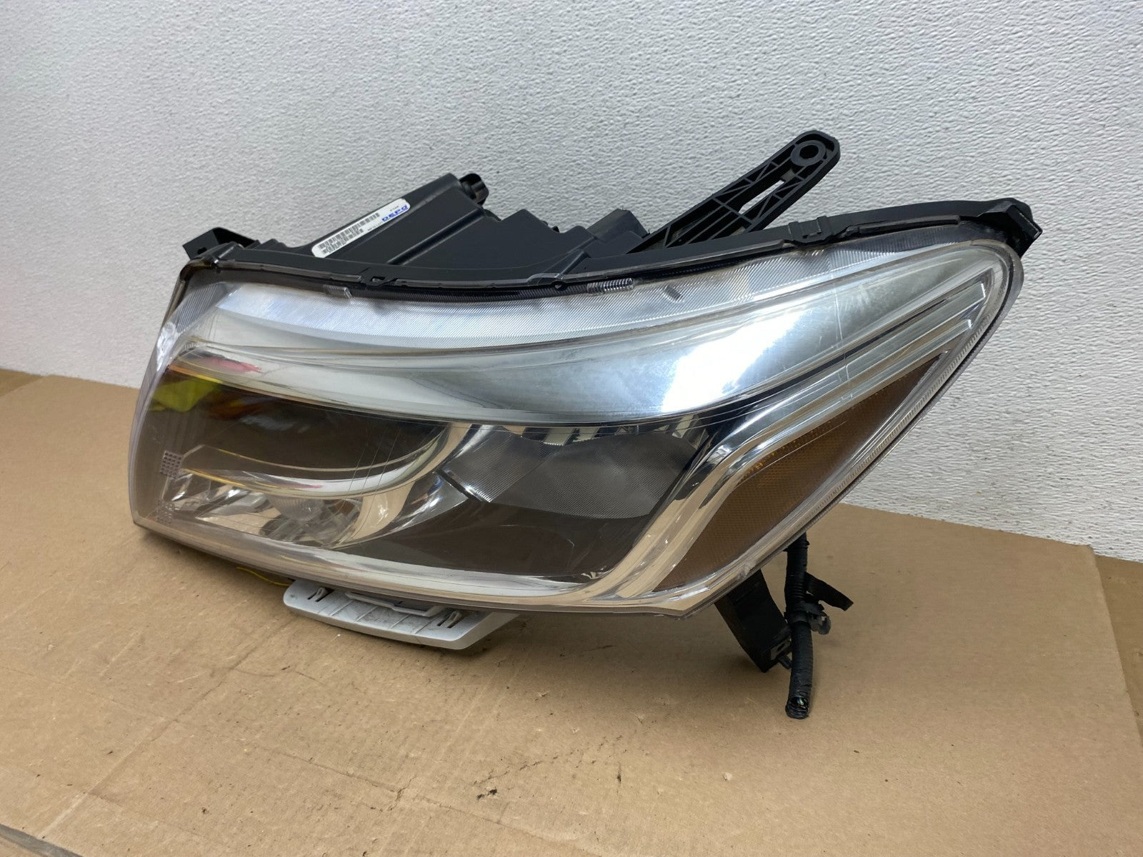 2013 to 2016 Nissan Pathfinder Left Driver LH Side Headlight Halogen DEPO AE67441