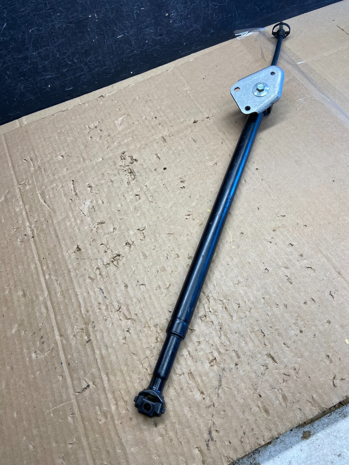 2007 to 2014 Ford Edge MKX Rear Trunk Liftgate Lift Rod AD6816 DG3