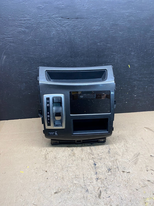 2011 to 2017 Nissan Quest Shifter Climate Control Panel Bezel Oem N9429 DG0
