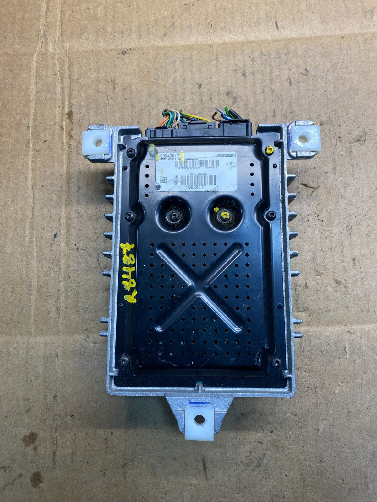 GM Radio Speaker Audio Amplifier Module 20942617 AB3858 DG1