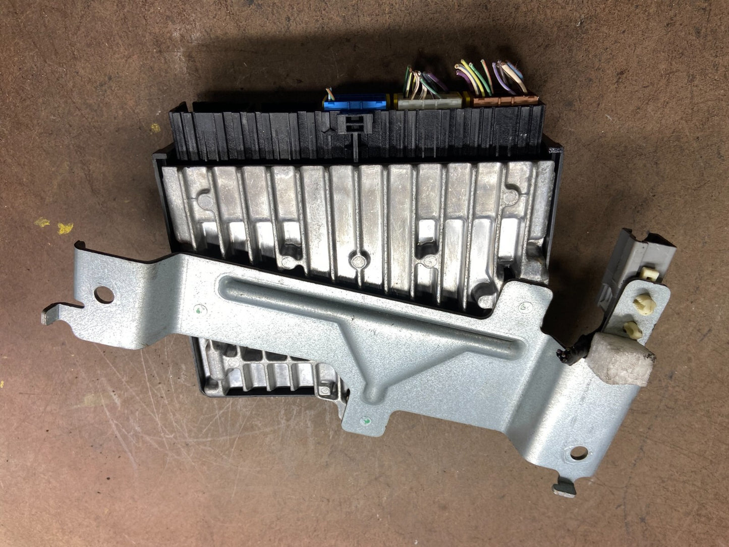 2013 to 2016 Ford Taurus ECU ECM Engine Control Module i1965 DG11