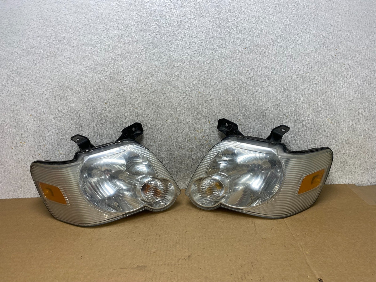 2006 2007 2008 2009 2010 Ford Explorer Left+Right Set Headlights AI2624 DW0
