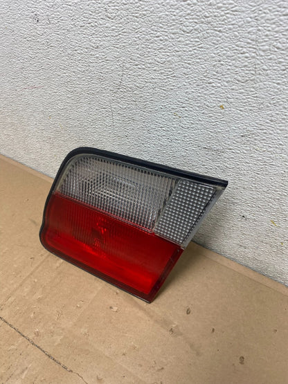 1995 1996 Nissan Maxima Right Passenger RH Side Inner Tail Light Oem I9601 DW1