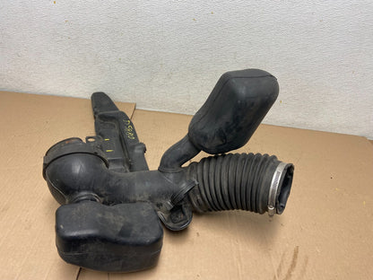 2009 to 2014 Cadillac Escalade Air Cleaner Filter Hose Duct D5880 OEM7
