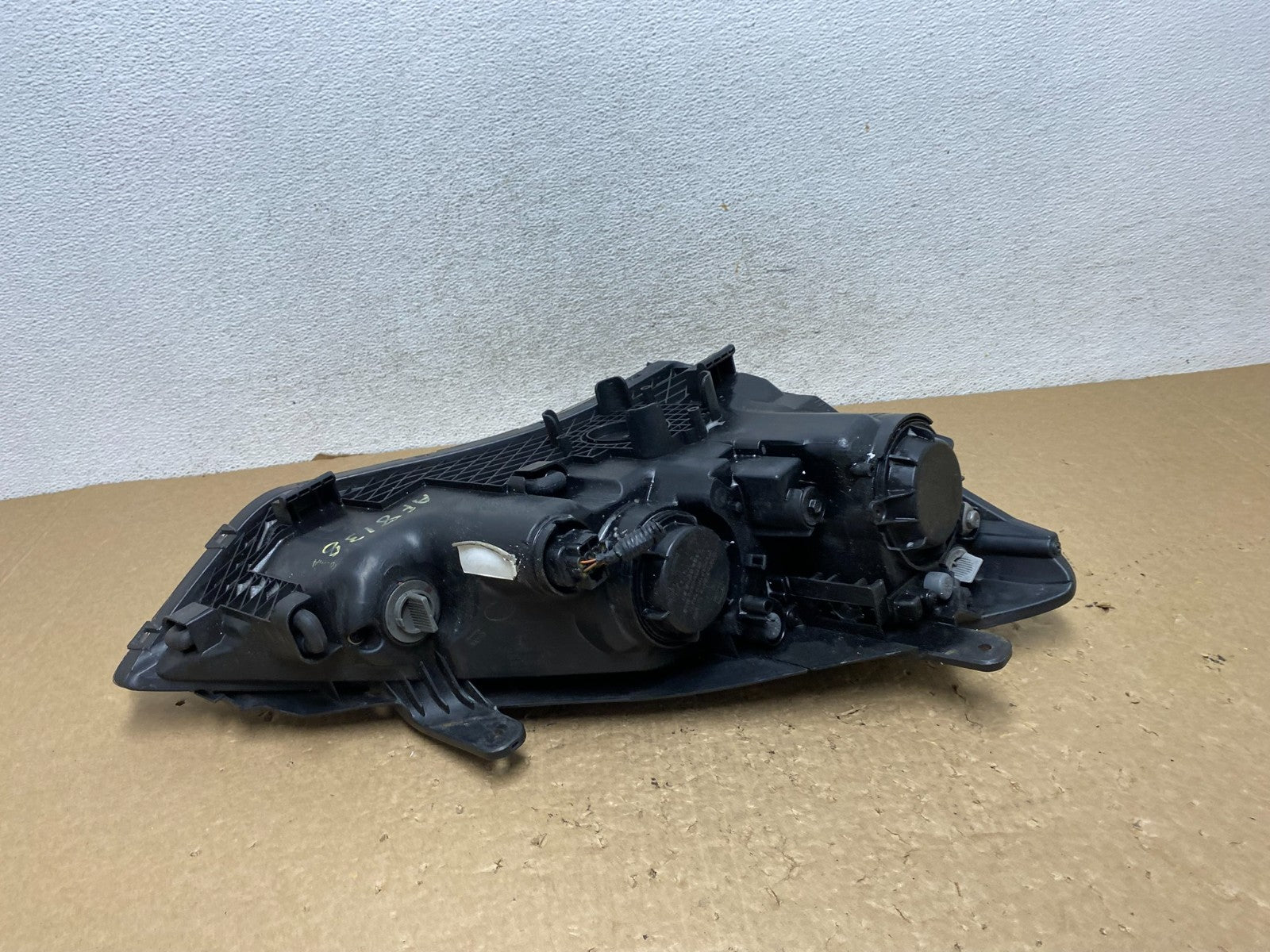 2013 - 2016 Hyundai Genesis Coupe Left Driver LH Halogen Headlight AF8138 DW5