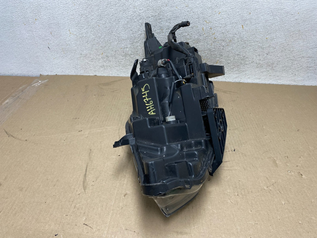 2017 to 2019 Nissan Rogue Sport Right Passenger Side Headlight AH6756 PS6