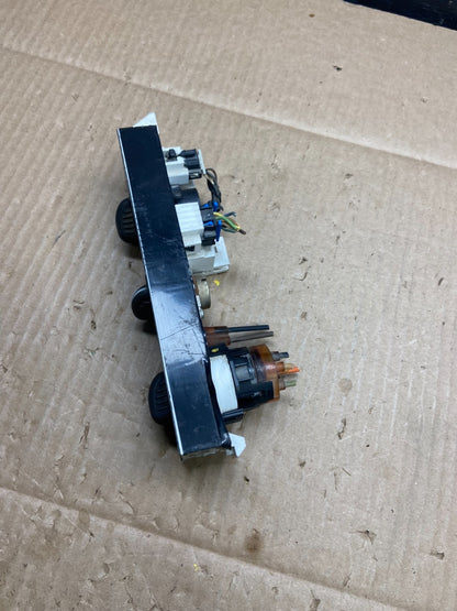 2001 - 2007 GMC Chevrolet Astro Express Climate Control A/C U5998 PS3