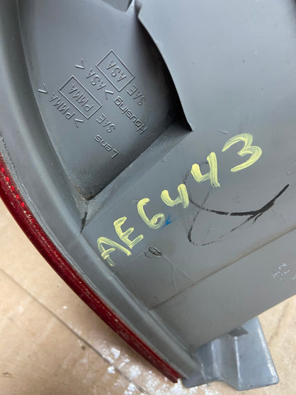 1998 1999 2000 Toyota Corolla Right Passenger Side Tail light AE6443 LK7