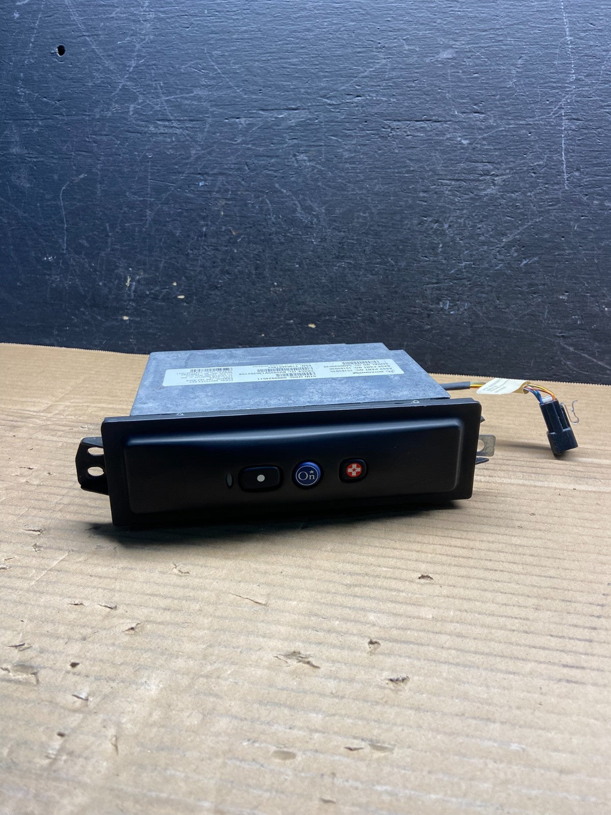 2003-2007 Hummer H2 Center Dash Onstar Communication Control Module ae2557 DG0