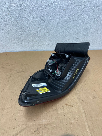 1998 to 2000 Honda Accord Sedan 4door Right RH Side Tail Light DEPO AD1224 LK6