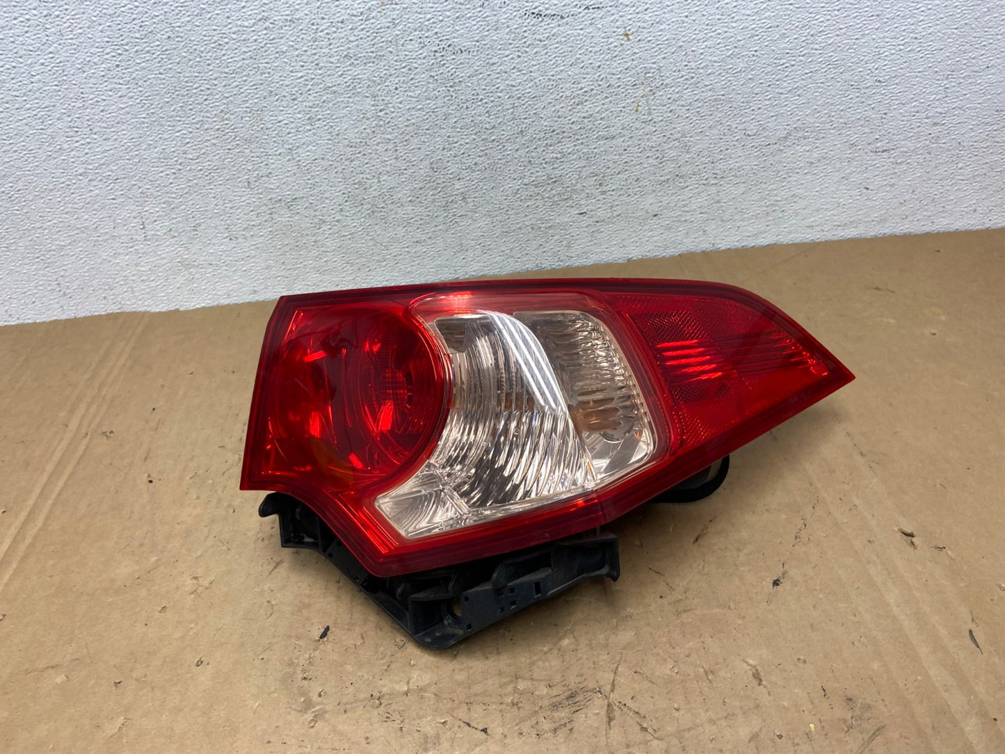 2009 2010 Acura Tsx Sedan Right Passenger Rh Side Tail Light AD3189 LK0