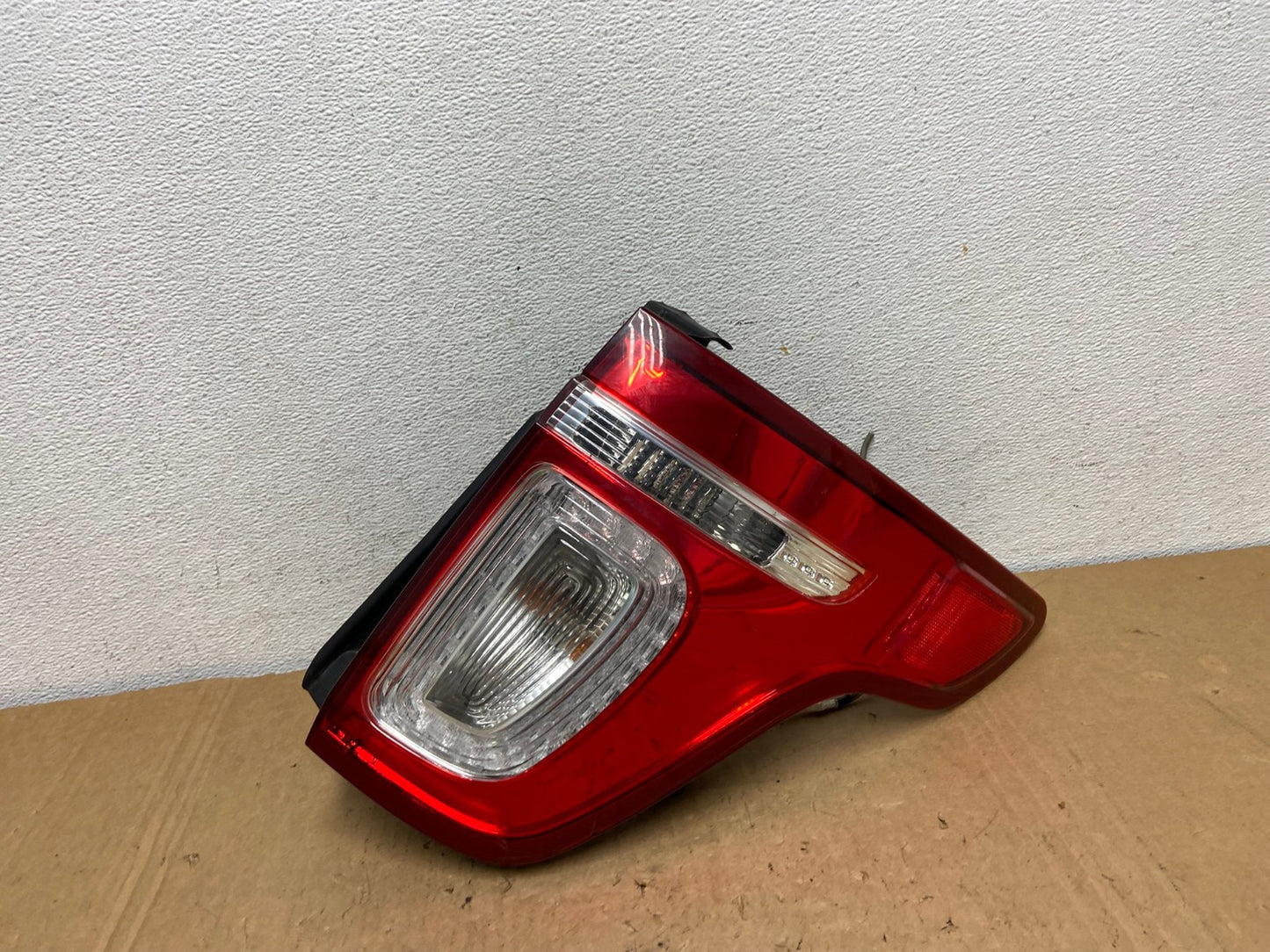 2011-2015 Ford Explorer Police Package Right Passenger Tail light AD3252 LK0