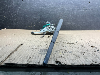 2007 - 2010 Hyundai Santa Fe Rear Glass Windshield Wiper Motor V8832 DG4