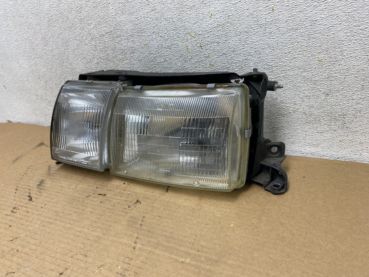 1990 to 1994 Lexus LS400 Left Driver LH Side Halogen Headlight OE ah4187 DG2
