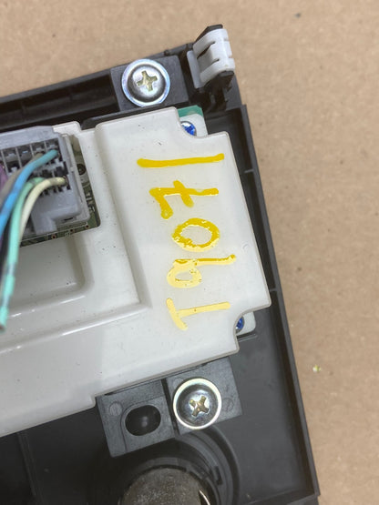 2011 to 2015 Nissan Rogue Heater Temperature AC Climate Control OEM u5086 DG6