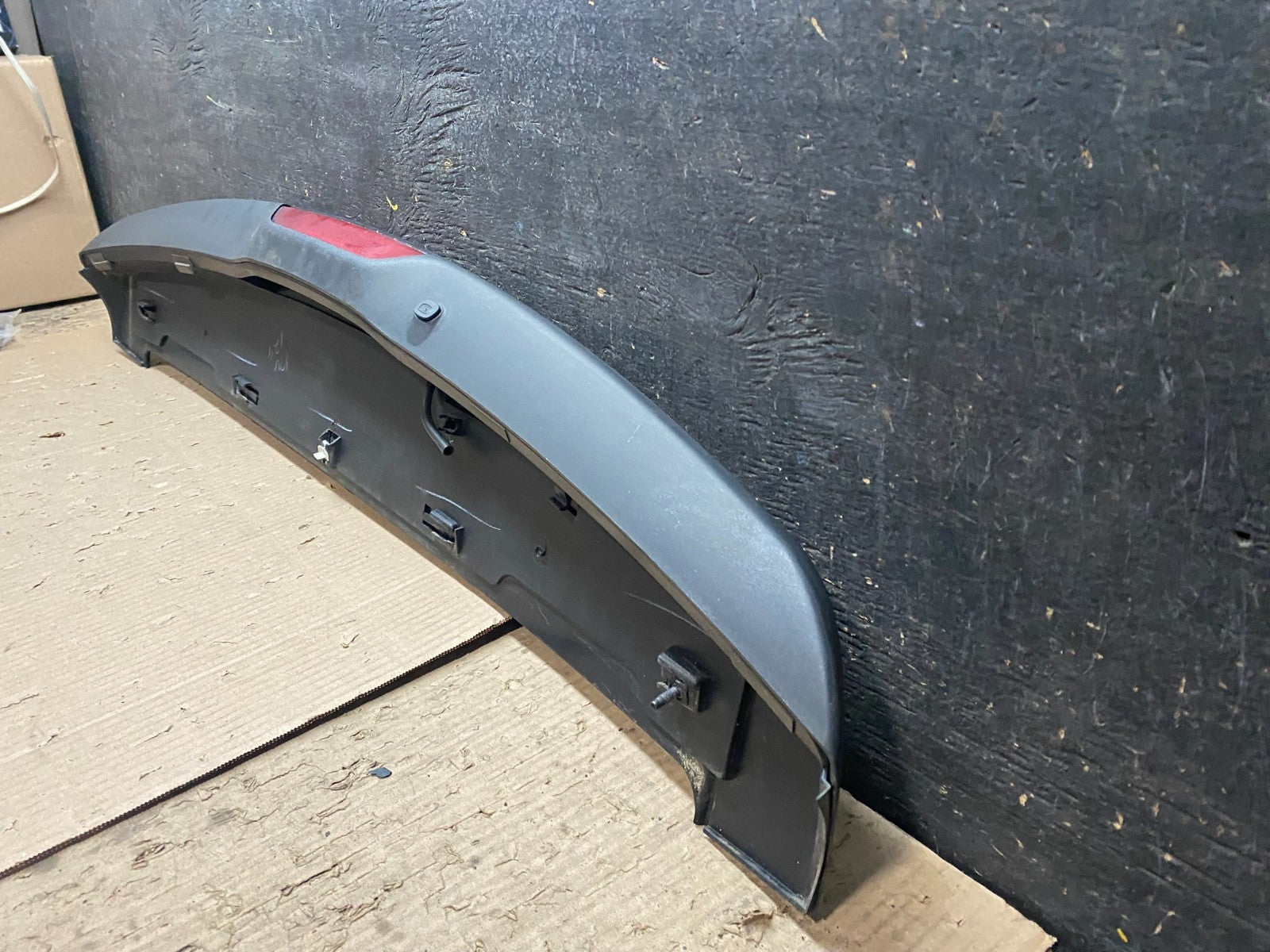 2007 to 2010 Jeep Compass Spoiler 3RD Third Break Light Rear OEM X8109 DG7